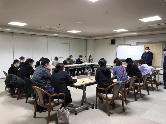 今回は性格タイプ別診断付きの認知症研修を行いました。日々の業務でも活かしたいと思います✏️📕

#特別養護老人ホーム
#社会福祉法人はりま福祉会
#日の出医療福祉グループ
#認知症
#研修